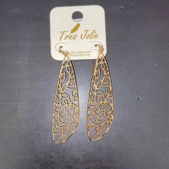 Earrings - Picture 1 of 1